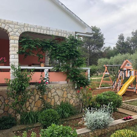 Kuca Za Odmor "Barbenjak" Vir Dış mekan fotoğraf
